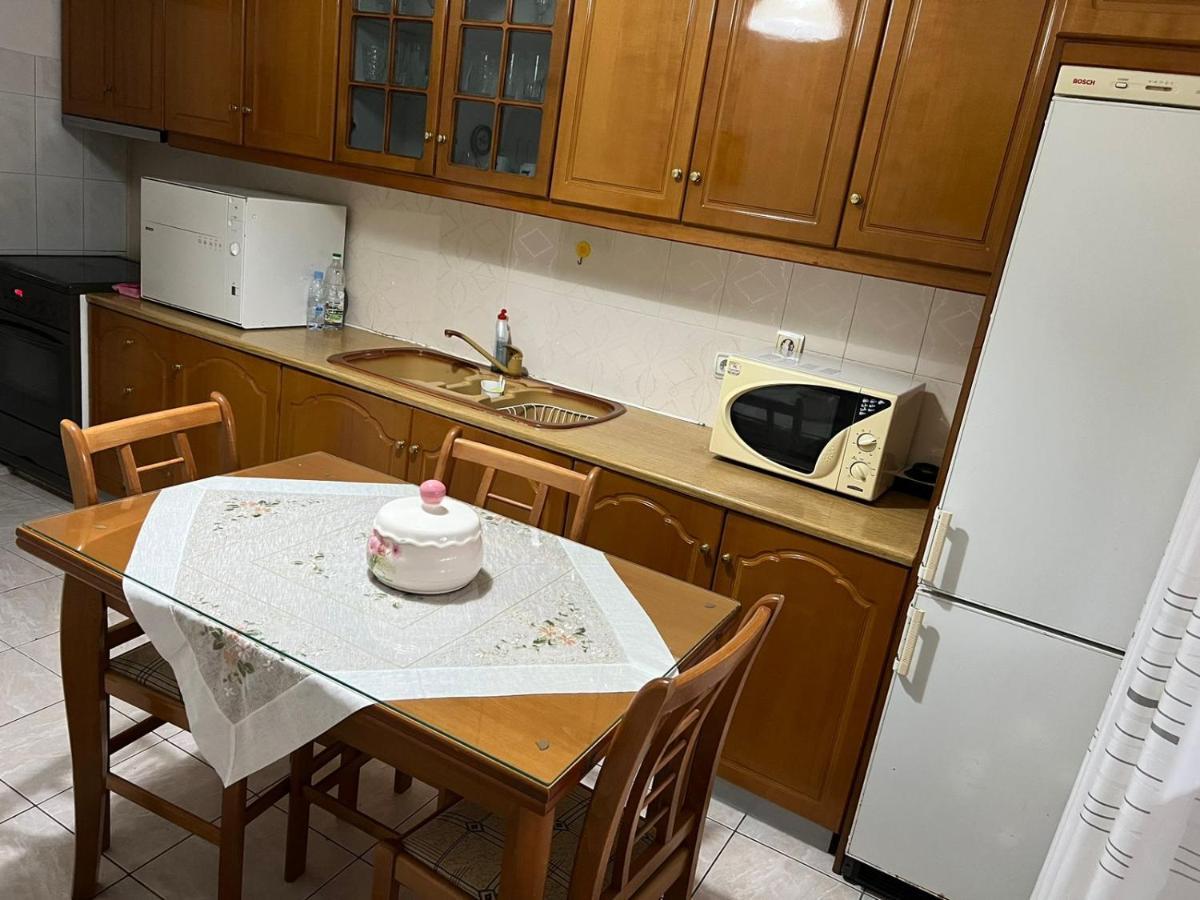Goni Guest House Sarandë Buitenkant foto