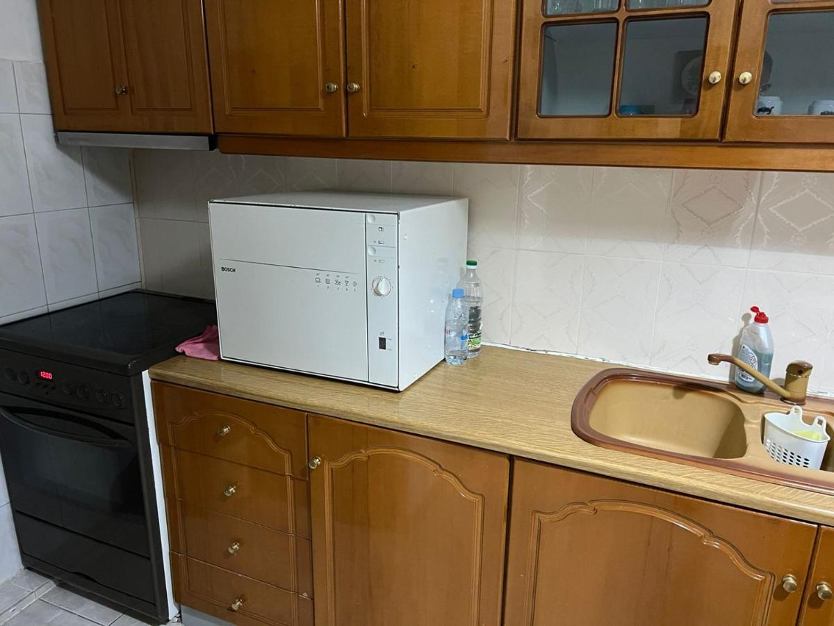 Goni Guest House Sarandë Buitenkant foto