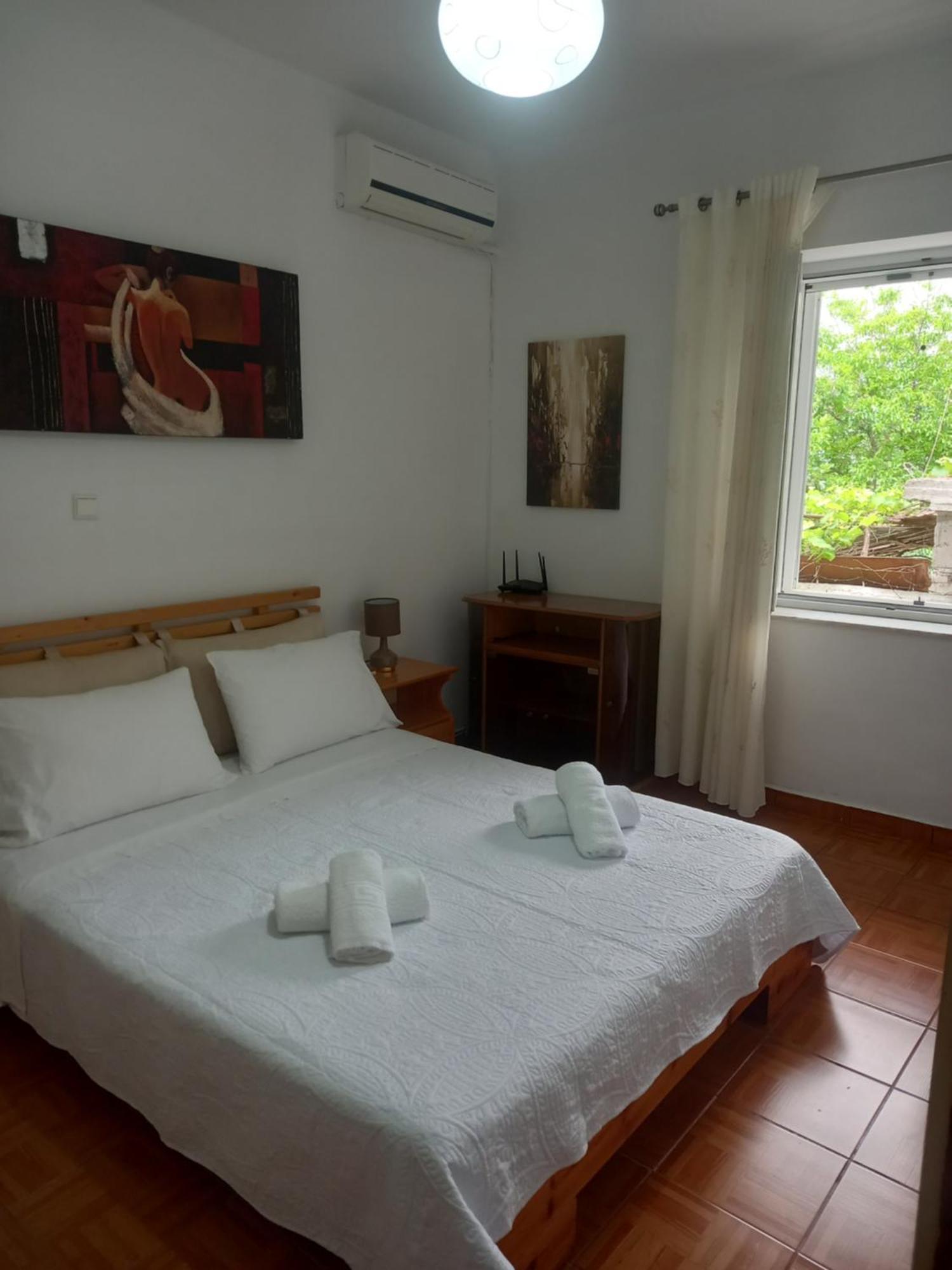 Goni Guest House Sarandë Buitenkant foto